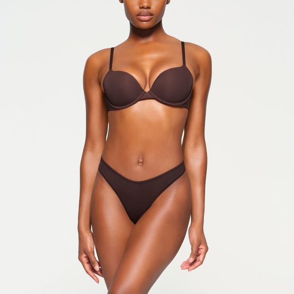 SKIMS- NWT FITS EVERYBODY PUSH-UP DEMI BRA in Expresso - Picture 2 of 6